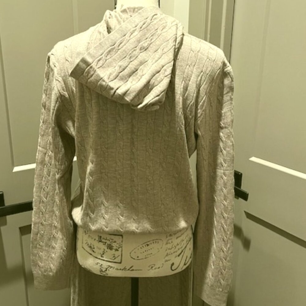 UNIQLO Two-Piece Cable Knit Pant/Sweater Hoodie Set - BEIGE - MED - NWT - Picture 4 of 16